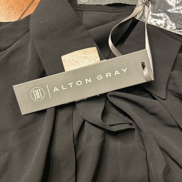 *NWT* Alton Gray Black Button Down Collar Blouse, Sz XS, Cape Detail Top, Shirt - Picture 9 of 11